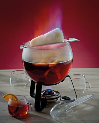 Feuerzangenbowle oder winterlicher Punsch selber machen