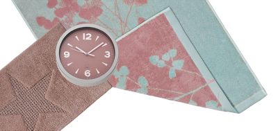 Clock bath mat towel pastel