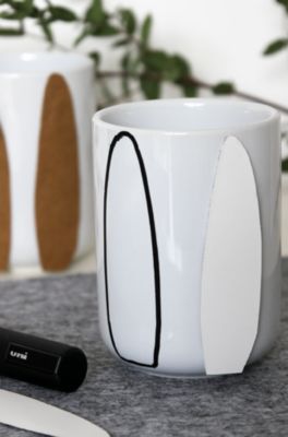 Vase mit Ohren aufgezeichnet