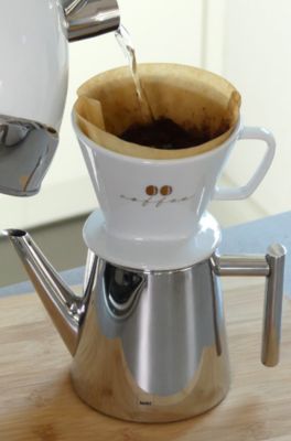 Kaffee zubereiten mit dem Handfilter Excelsa von kela