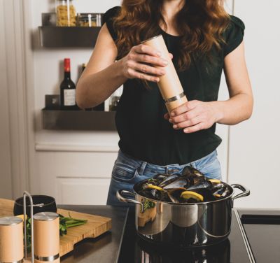 Moules Marinières Zubereitung in Kochtopf Flavoria