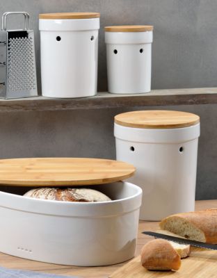 Serie Salena aus Keramik sorgt für Ordnung auf dem Küchenregal