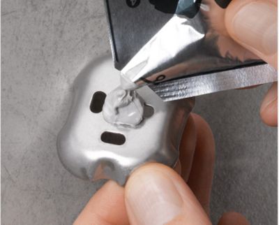 Fastening system without drilling
