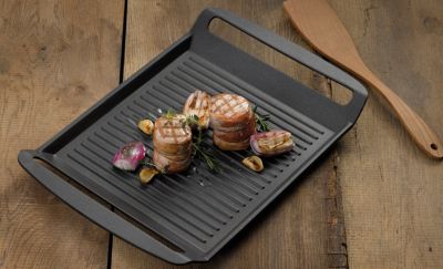 Tournedos im Speckmantel auf Grillplatte Kerros