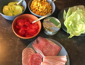 Zutaten für die verschieden gefüllten Wraps