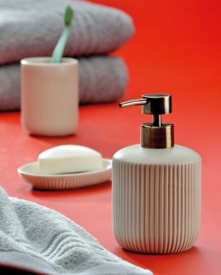 Accessoires de salle de bain Adele avec structure de surface
